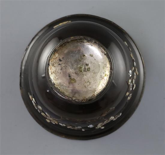 A Chinese lacquer soapstone and mother-of-pearl inlaid cup, Kangxi period, D. 10cm, some restoration